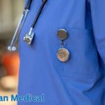 أطباء متخصصون